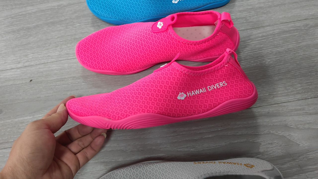 Water Shoes Pink 9